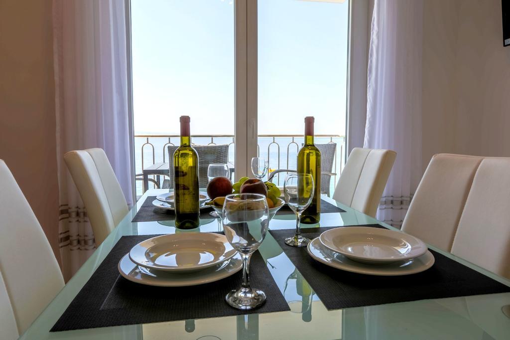 Villa Veronika Omiš Buitenkant foto